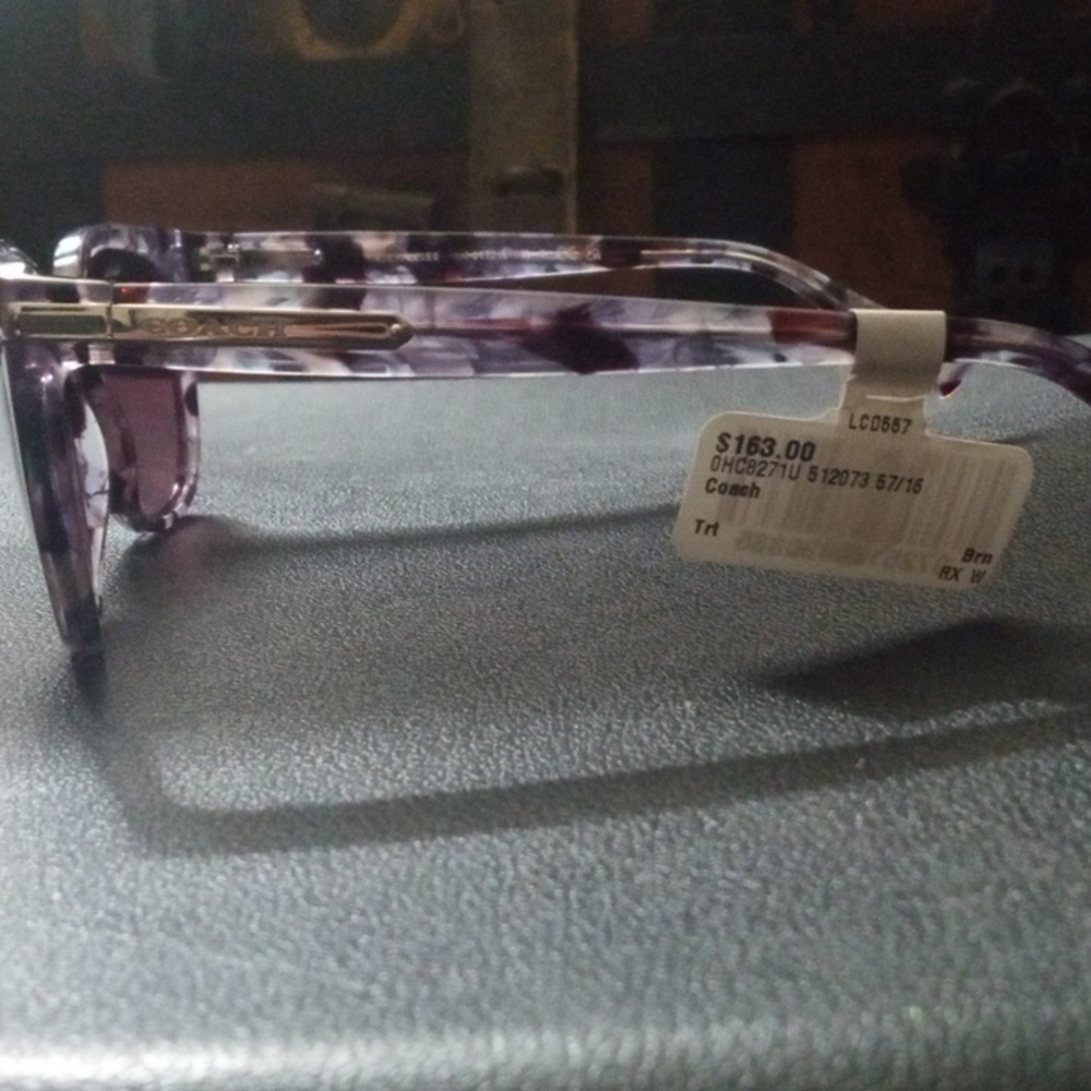 Sunglasses - Picture 3 of 4
